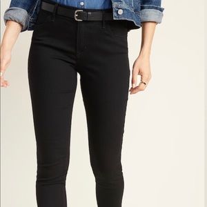 NWT black Old Navy skinny jeans